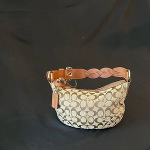 Coach *Genuine Signature* Hobo Purse Pre Owned